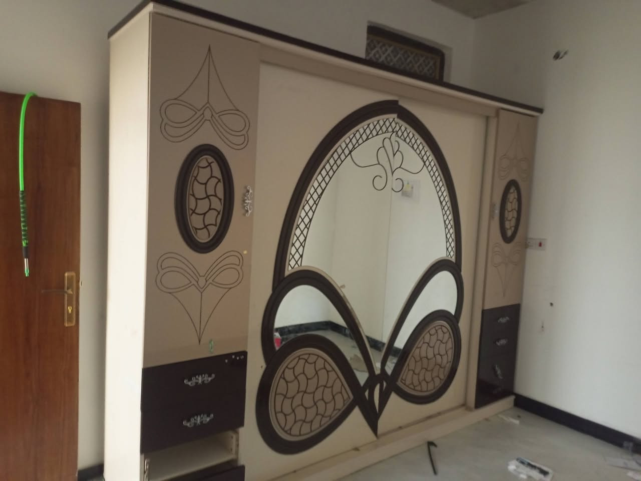 يتوفر بيع كنتورين نضيفات الصالحيه حي الامير علي السعر 300ثنينهن


**إذا كنت صاحب هذا الإعلان وتريد حذفه لأي سبب، رجاءا أرسل رسالة إلى الدعم الفني**