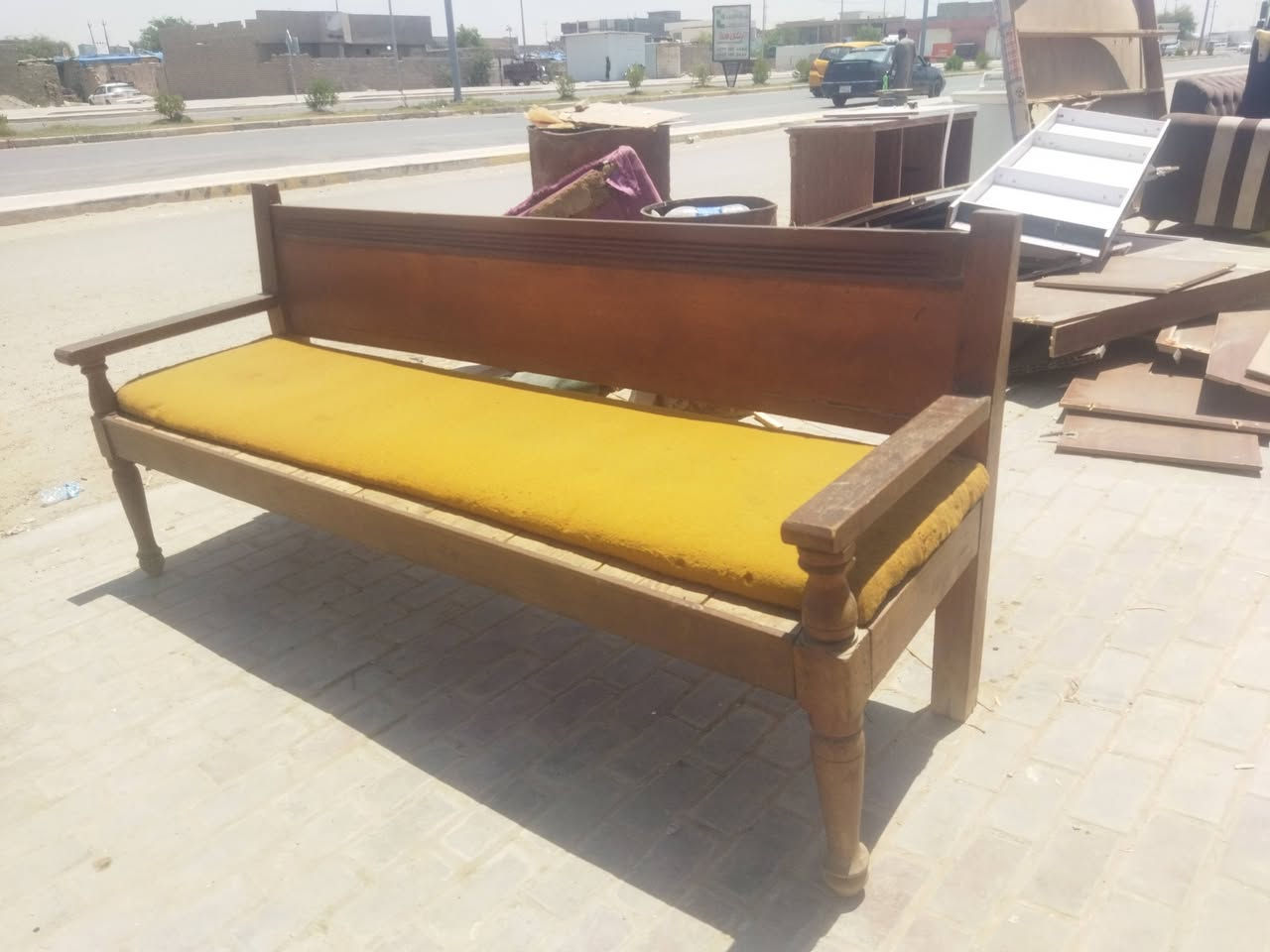 قنفه جيل الطيبين
بس 25 الف تكمه ونضيفه وياها دوشك مالتها


**إذا كنت صاحب هذا الإعلان وتريد حذفه لأي سبب، رجاءا أرسل رسالة إلى الدعم الفني**