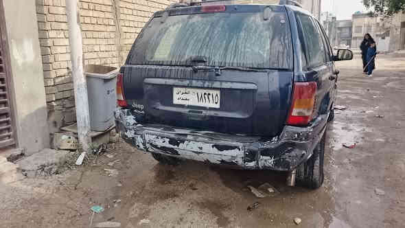 جيب شيروكي موديل 2004 بيه كازكيت خابطه بيعلك محرك كايم السعر50 الإتصال ***********
