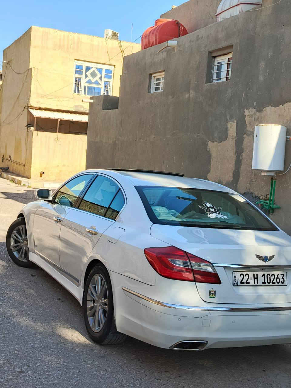 سلام عليكم جنيسز للبيع او مرواس بجيب 14,15,16,17وانطي فرق سيارتي مديل 2013خليجيه فول موصفات رويل ماوسين تحكم ستيرن رادارات حساسات خلفيه اماميه صدر جديد سياره بيها هواية موصفات ادوخ 
السعر 145وبيها مجال بصيط***********
