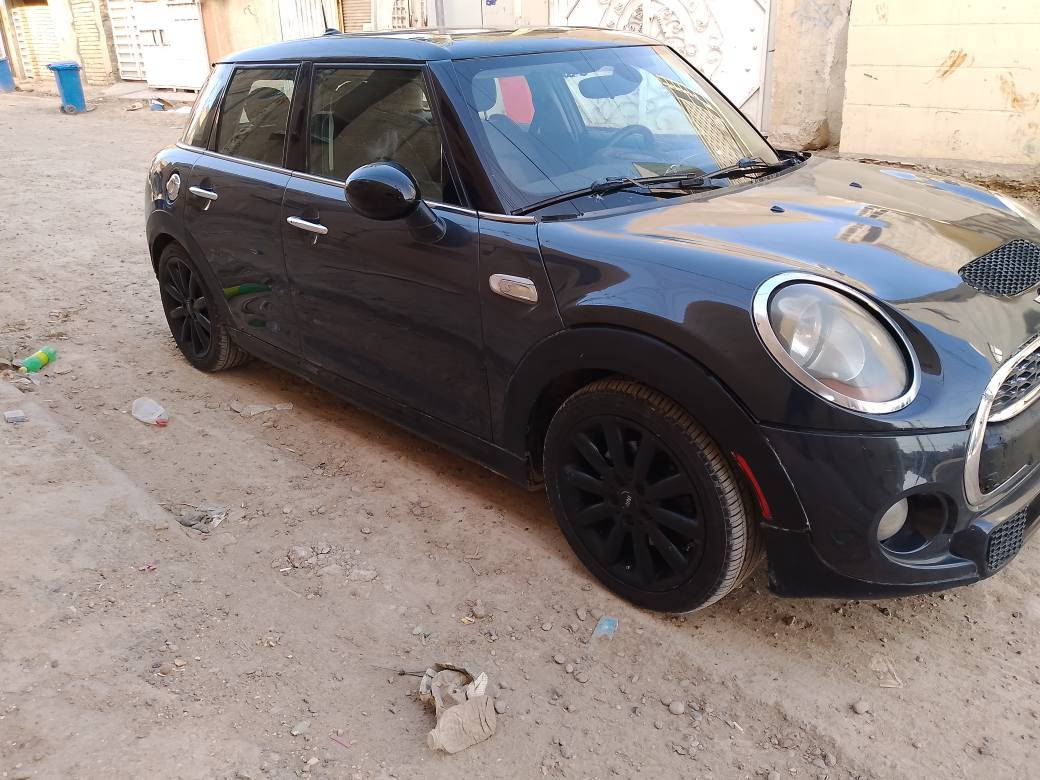 سلام عليكم بيع او مراوس 
ميني كوبر S موديل 2016
محرك 4 سلندر حجم 2000 توربو لون اسمنتي مميز وارد امريكي حادثها فقط بنيد رقمها اربيل دولي تريد تحويل او وكالة جاهز . السيارة فول الفول بنوراما . 
مكانها بغداد حي الجهاد 
سعرها 107 و بيها مجال للشراي و ترهم مراوس ايضا
***********
*********** بغداد, العراق
