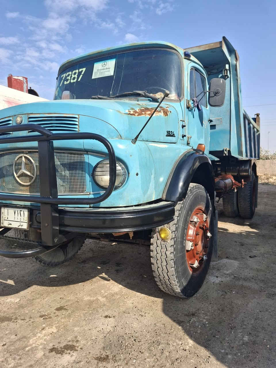 معرض عالم السيارات للمعدات الثقيلة
​📍 الموقع: [خط السريع الفلوجه ]
اقجم موديل 1980
قمار بيه تبخير
اكسن 17
شاصي بلادي 
محرك 55
كير 25
​📞 للاستفسار والحجز: [***********]
***********
