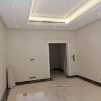 اي واحد يريد يصبغ غرفه صارت ب 50 الف فقط للغرفه الواحده 07723875298