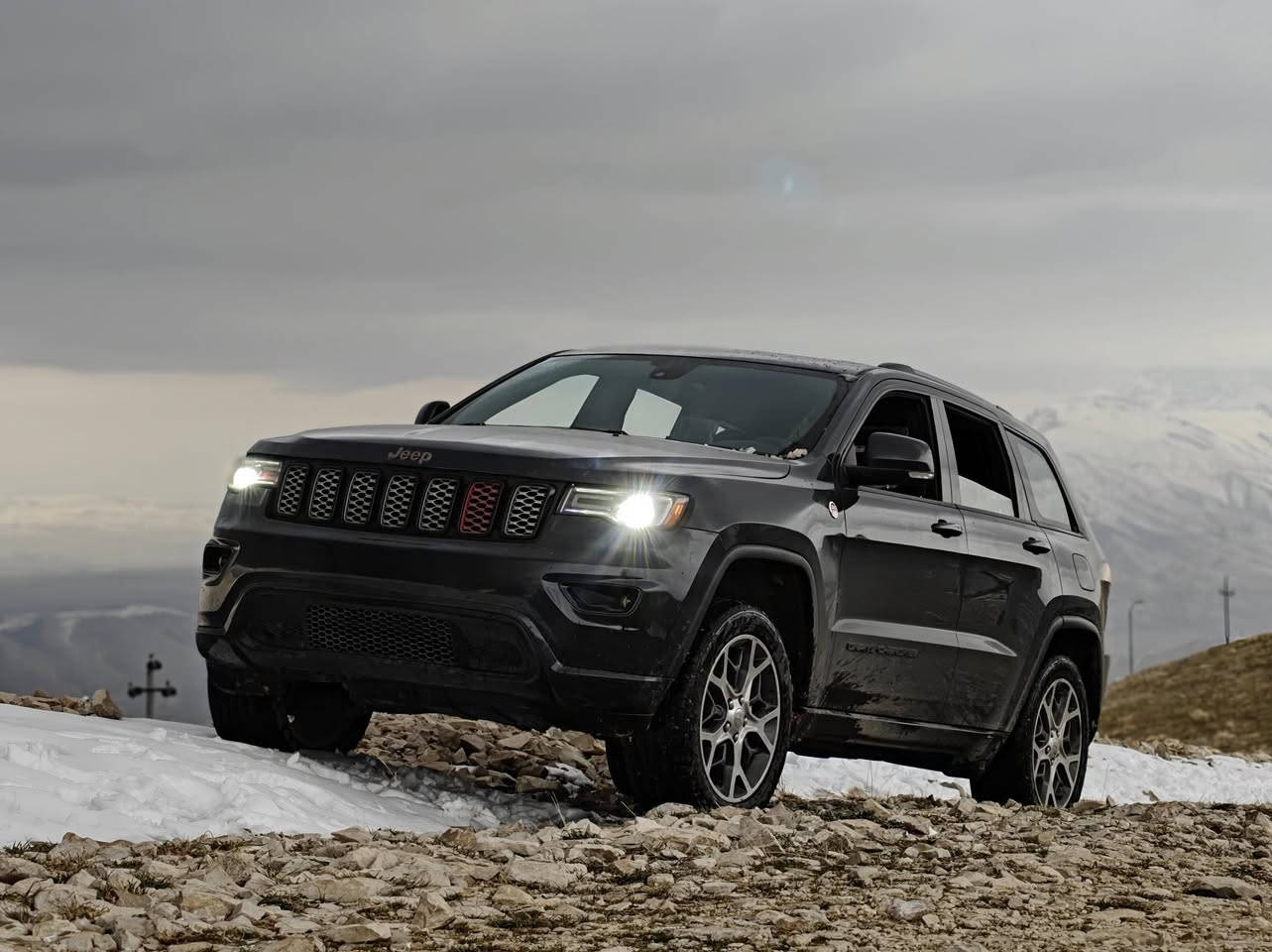ما شاء الله 
جيب كراند شيروكي للبيع بسعر 220 ورقة وبيها مجال للطيبين
jeep grand cherokee trailhawk 2018
رقم بغداد دولي شبه مميز 
فول الفول دفع رباعي مواصفات بانوراما جكات تدفئة تبريد كشنات حضن خزن ميموري وحساسات وهواي هواي مواصفات بيها
وارد امريكي 3 قطع الامامية بدون دواخل صور الحادث موجودة
والي تعجبه بيها الخير ويتدلل اي استفسار واتساب على الرقم 
***********
