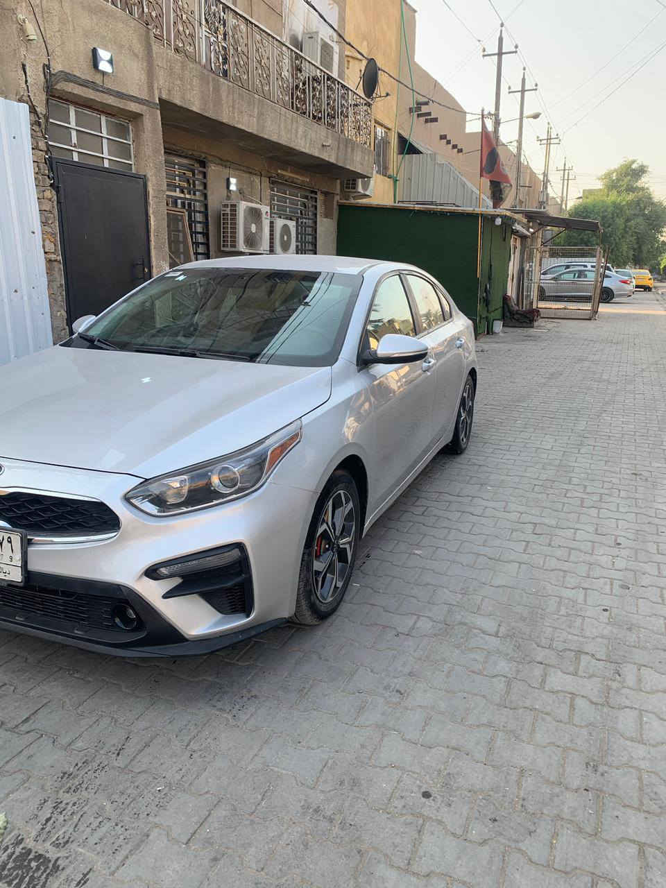 فورتي موديل 20 وارد محرك 2000 دوش كير ايتي *********** مكان سيارة بغداد
