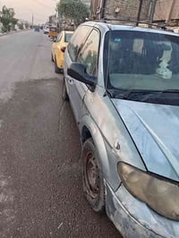 لببع دوج كرفان 2005 لون رصاصي تبريد 3قطع شاصي طويل السياره بسمي سنويه ...