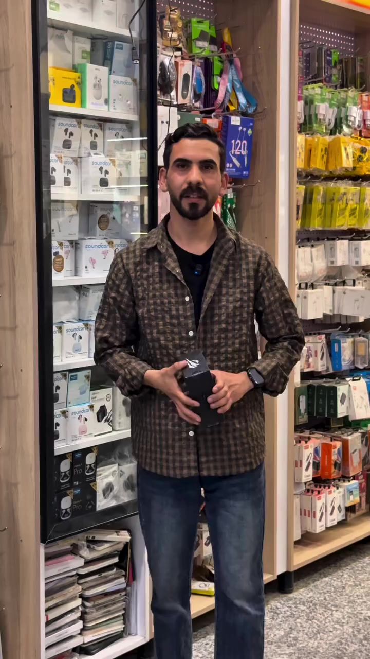 � يد تحكم 
Havit Gamenote G180BT

أهم المواصفات
 • 📡 اتصال لاسلكي Bluetooth 5.0 + سلكي
 • 🌈 إضاءة RGB شفافة (Transparent Design) شكل جيمينغ واضح
 • 🎯 اهتزاز (Vibration Feedback) واقعي داخل الألعاب
 • 🎮 Analog دقيق مناسب للتصويب والقيادة
 • 🔋 بطارية قابلة للشحن
 • 🖥 يعمل على:
 • الكمبيوتر PC
 • اللابتوب
 • أندرويد
 • بعض أجهزة TV Box

⸻

مناسب لأي ألعاب
 • PUBG / COD Mobile 📱
 • ألعاب السباق 🚗
 • FIFA ⚽
 • GTA 🎯
 • محاكيات البلايستيشن والـ Xbox
،،،،،،،،،،،،،،،،،،،،،،،،،،،،،،،،،،،،،،،،،،،،،،،،،،،،،،،،،،،،،
#البيت_الرقمي 
حلة -ابي غرق - شارع الأمام 
***********
***********
