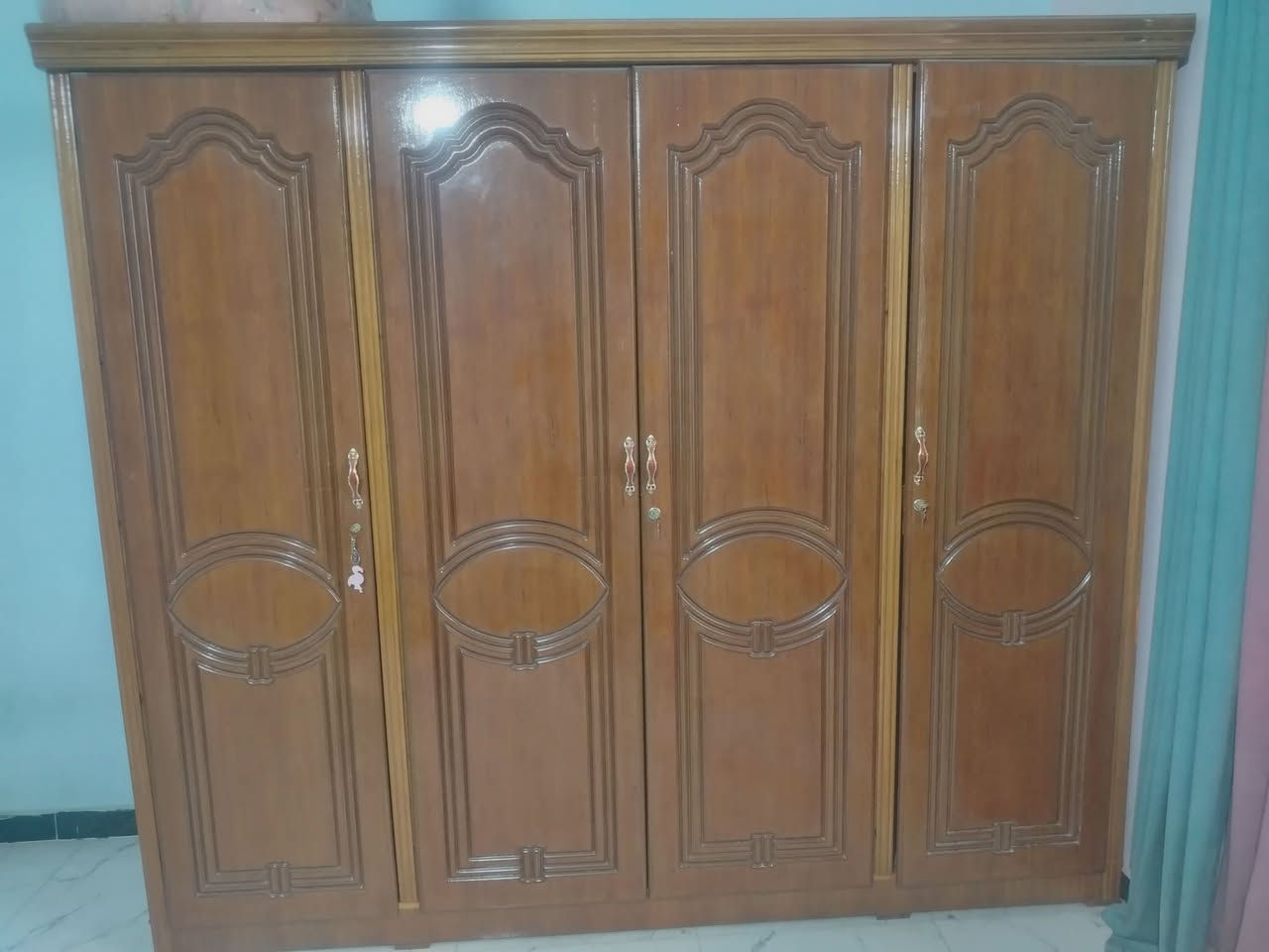 للبيع.  السعر عل الخاص


**إذا كنت صاحب هذا الإعلان وتريد حذفه لأي سبب، رجاءا أرسل رسالة إلى الدعم الفني**