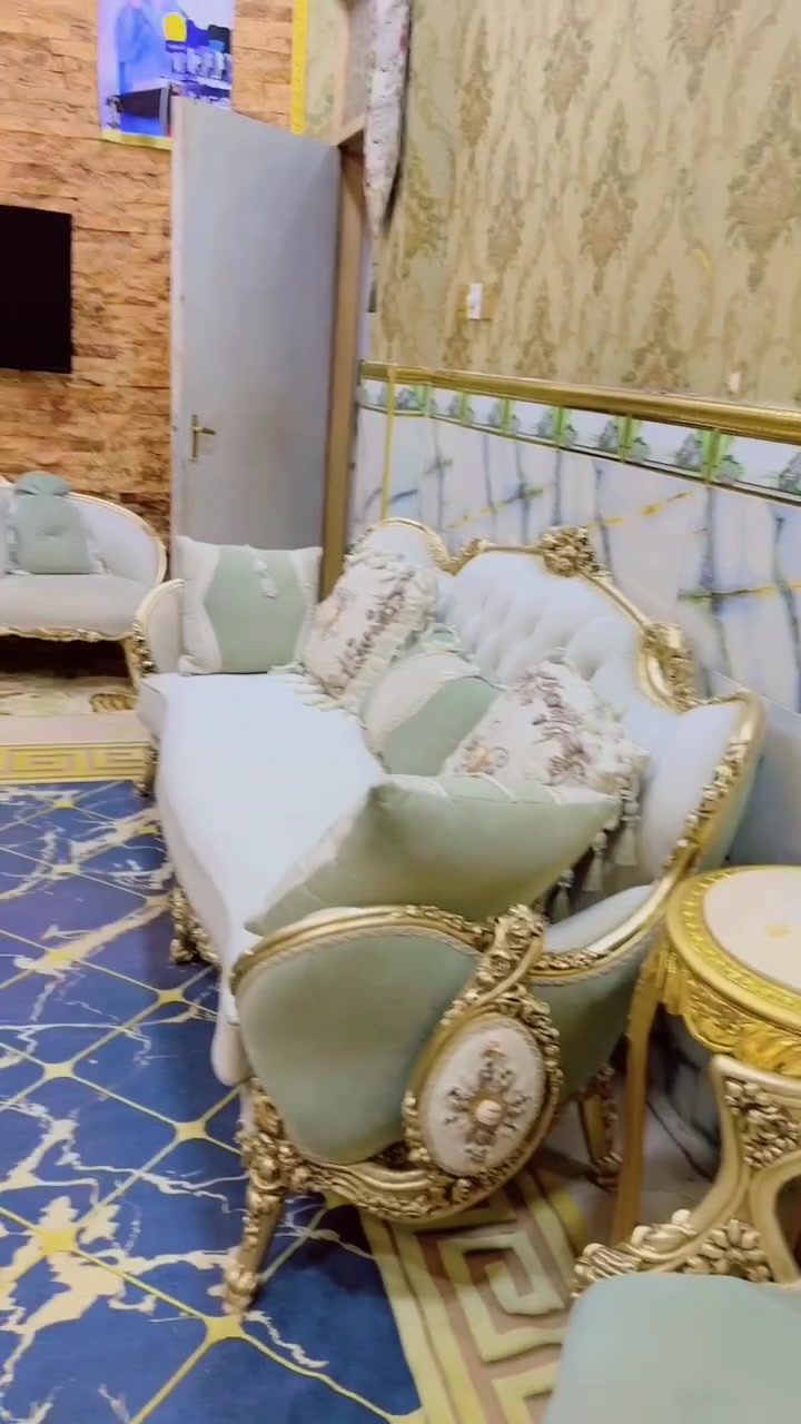 السلام عليكم تخم زان مصري للبيع هوه والفاترينا وطبلات مصريا مرمر السعر مليون وربع العنوان بغداد هاتف ***********
