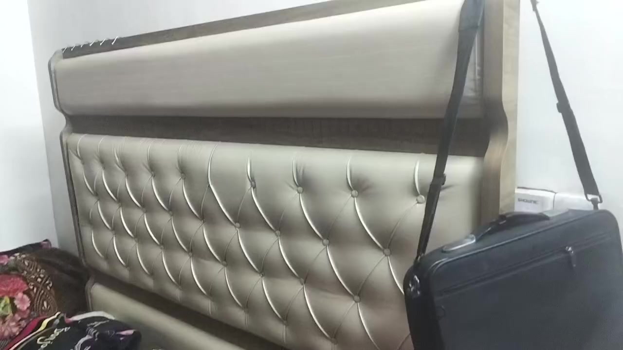 غرفه نوم للبيع تركيه 11 قطعه سعر مناسب
***********
