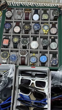 لاصحاب محلات و مشاريع صغيره #ساعات عدد (170) #مناظر عدد (190) شلعه كام...