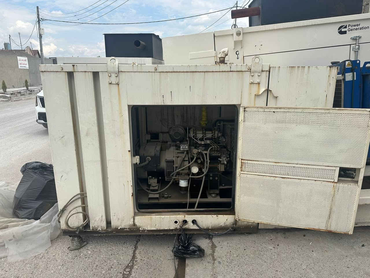 بيركنز بريطاني اصلي
15kv
كاتم فول جبيلي 
3 بستم 
استندر بلادي مامفتوح 
مشتغل شي قليل 
العنوان اربيل الصناعة الجنوبية 
يوجد توصيل لجميع محافظات العراق
السعر 34$ 
***********
