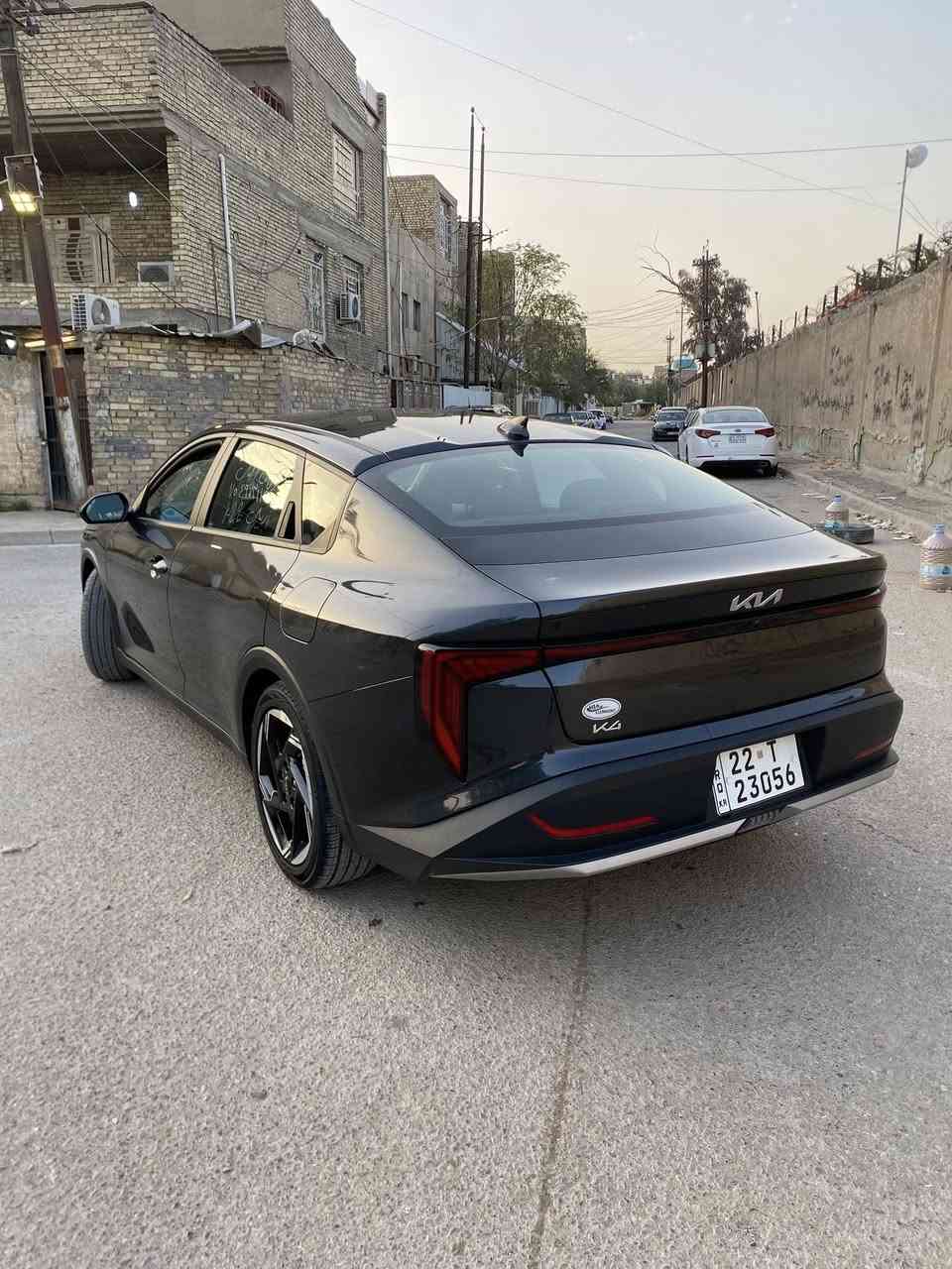 السلام عليكن كي فور 2025 k4  بعد بيها موصفات ماذكرهن فول عده بنرما سعرها مناسب بسعر فورتي 175بي مجال بسيط

 بعدها زيرو  ماشيه 1 الف زيرو  ملاحضه السياره باسمي تحويل مباشر قبل 4ايام رقمتها

محرك : 2000 دوش المرغوب

وارد : اميركا حادث جاملغ بنيد بدون شاصي 

مواصفات  

1_بصمة 

2_تشغيل عن بعد 

3_ بصمة ابواب 

4_ بصمة جنطه 

5_شاشه متصل حجم كبير 

6_فول قيادة ذاتيه مع تحديد مسار 

7_فول تحكم ستيرن 

8_تبريد متصل مع شاشه لمس 

9_منافذ شحن خلفية 

10_سايد بريك كهربائي 

11_مانع انزلاق 

12_نقط عمياء 

13 _ تحكم وضعيات قياده

14_رادار امامي وخلفي وجانبي 

15_فول حساسات توقف ذاتي 

16_لد امامي مع عدسات زنون

17_لد خلفي 

18_شحن واير لس 

19_كامره خلفية دقه hd 

20_ويل كب بلاد 
21 شحن واير ليكس
 22 تحكمات كامره3 وضعيات
 23 اضويه الداخليه لمس
ملاحضه سياره ماشيه الف فقط تراي زيرو
سبير والعده مالتها بعدهن مانزلات
مكاني بغداد شارع فلسطين رقمي ***********
