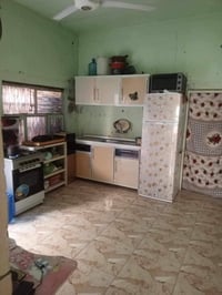 بيت للايجار مساحه 200 العنوان منطقة البيضاء قرب لانوار للاستفسار اكثر ...