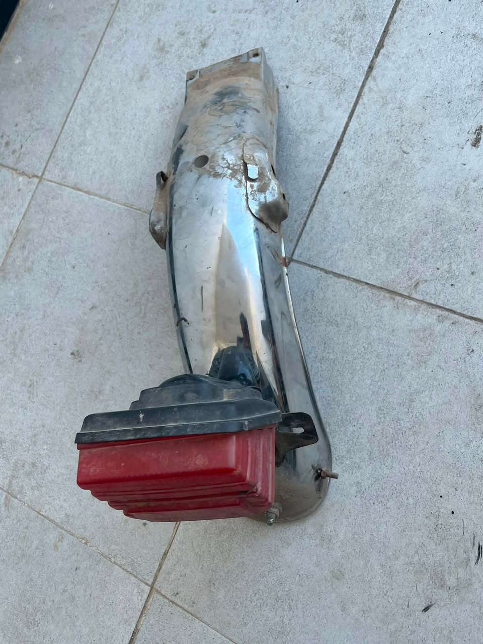 سلام عليكم غراض للبيع مال ايراني يرهم لكل ايراني غراض تايكر 
تانكي وصفاحيات اصليه مو تجاريه مال 24 هيه والصفاحيات كامله 20 الف سعرها 
كشن اصلي 8 الف قفله 
دشبول مال تايكر متروك 3 الف قفل
اشاير خلفيه هيه والقاعده مالتهن 4 الف جدد 
اشاير إماميه 3 الف 
قاعده لايت السوده 2 ألفين 
قاعده لايت الرصاصي التكمش الايت 3
باتري شغال كلشي ما بي 10 قفل 
رقم ضوئي ب 3 اصلي 
جاملغ خلفي هيه والبك لايت بك لايت ما شغال 5 قفل 
درع امامي هو والفوكاه 13 قفل 
صالنصه كاتم مال 24 شرط بلاديه 17 قفلها
مكاني تكريت رقمي ***********
