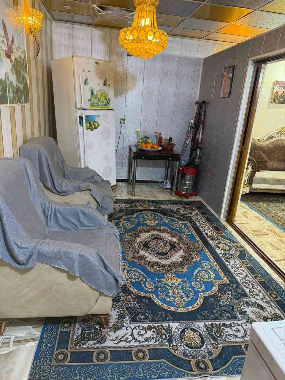 سلام عليكم بيت للبيع في منطقت حي جهاد خلف سوق شعبي مساحه ٢٠٠ طابقين بنه قديم بيت كلش حلو فقط رضياته تعبانه سفسار أكثر مكتب ابو هبه العقار شارع ضغط مقابل مكتبت عزيز موله *********** ابورسول
