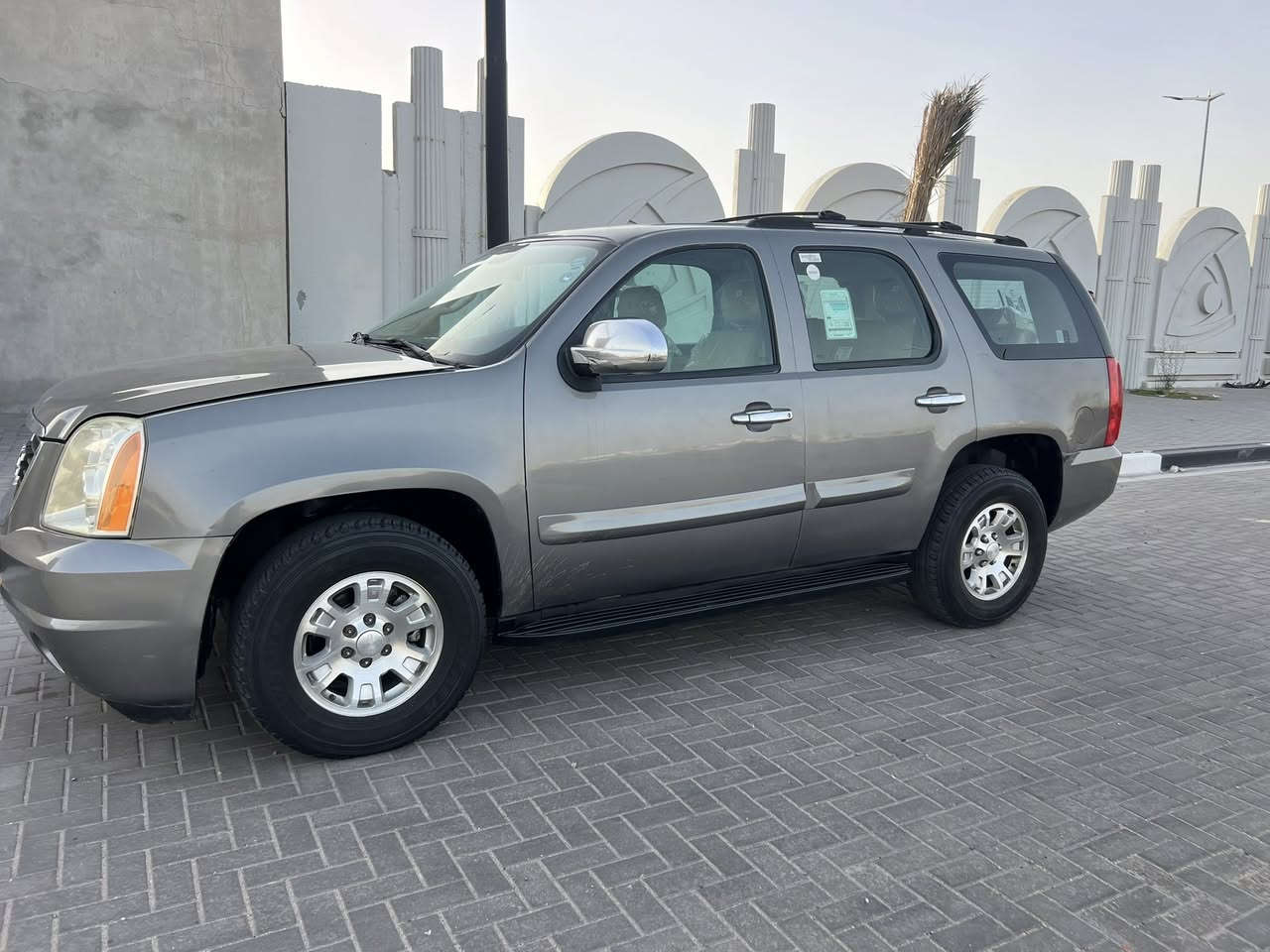 السلام عليكم احبتي الكرام. يوكن خليجي 2007 رقم اربيل الجديد تريد وكاله تريد تحويل. حاضر. السيارة. جاهزة كير محرك اكسن حداديه. تخم تاير دواخل تبريد. كله جديد شرط الفحص السيارة بدون حادث فقط. صبغ احزام اثر جراد. شرط الفحص.  السعر مناسب 149 الشراي يتصل على الرقم  *********** مكان. السيارة.بصرة.

