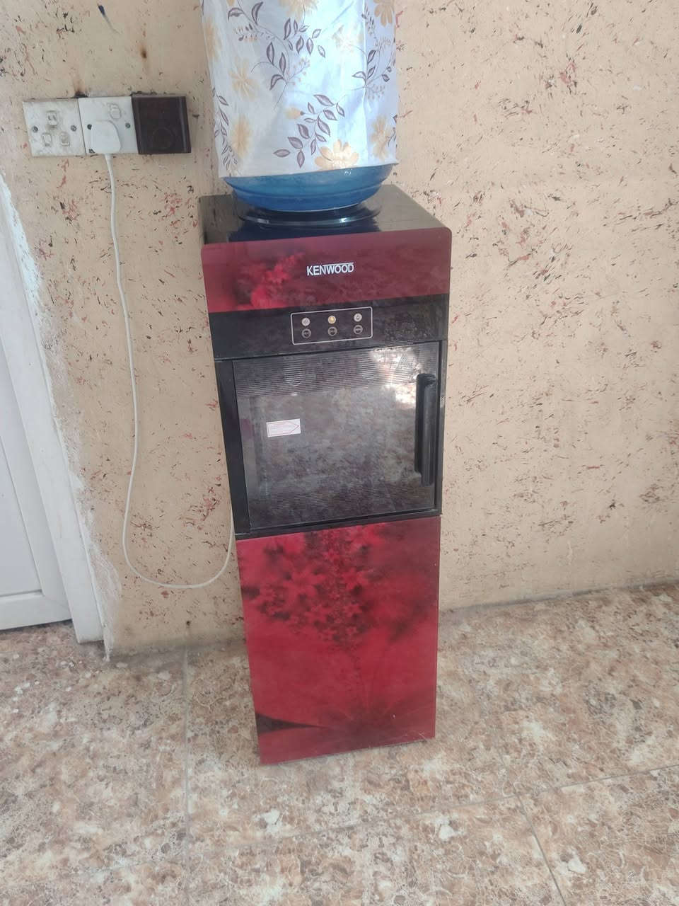 براد اخو الجديد علا الفحص مكان تحرير سعره ٩٠ وبي مجال رقم بي واتساب واتصال ***********
