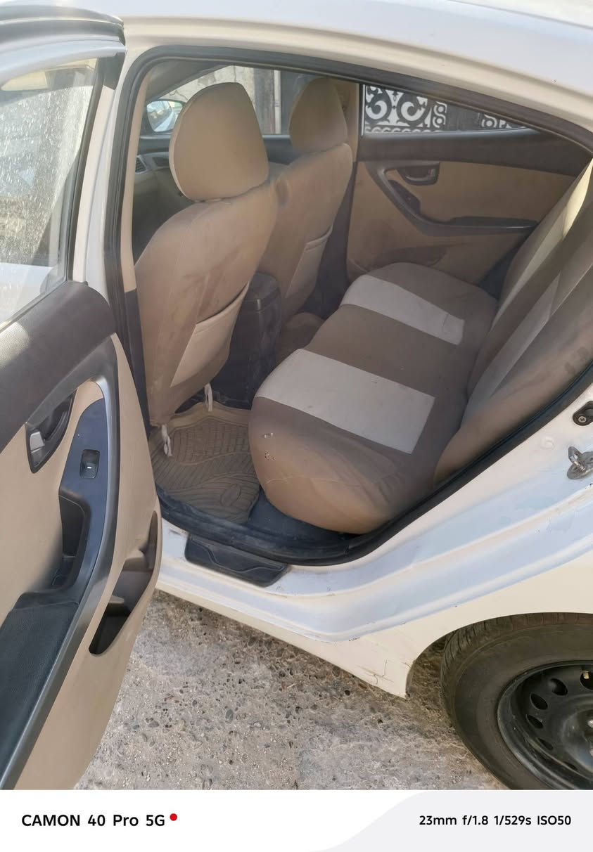 السلام عليكم النترا موديل 13 محرك 1600 دوش رقمها واسط سنويه 31 بيها كافيه بالصفحه اليمنه هسه حاليا شارع اي نقص ما بيها كامله تبريد محرك مال نظيف السعر مالها 75 ورقه بسيط رقم الهاتف 0 7 7 0 6 2 1 7 7 3 2
