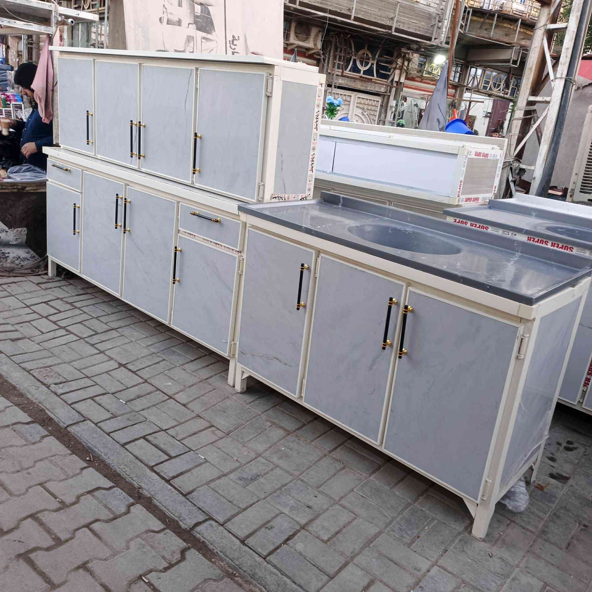 محلات ابو سجاد لبيع وشراء الاثاث المستخدم والجديد اي اثاث مستخدم نضيف نشتري وتبديل الكاونتر القديم بلجديد 
العنوان شارع الشيشان ***********
