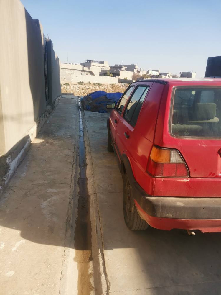 كولف عظم موديل ١٩٩١ رقم بغداد سنوية كارتون بدون كمرك كير اوتو محرك ١٨٠٠ بي صرف كوبون بنزين موجود ابو سنوية موجود شرط تحويل كلها شغال شراي يتصل
*********** كركوك, العراق
