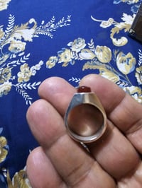 محبس شفة • يماني اسود • ياقوت