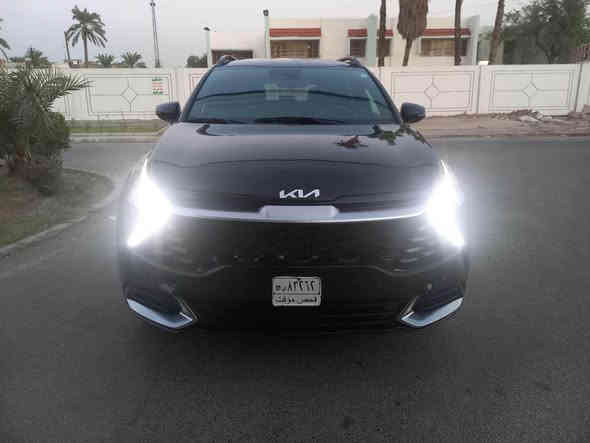 السلام عليكم
للبيع فقط بدون مراوس
رقم بغداد ترقيم جديد
2023 Kia Sportage X Line
 كيا سبورتج إكس لأين 
لون اسود 
موديل 2023  
السيارة ليبل واحد بدون اي تبديل حادثها خسف بسيط بالبنيد وتم صبغ البنيد والباقي مكفول من الشخط او الرصعه وموجود فديو 
اريباك سترين فقط‎‎
 
(4) سلندر محرك 2500       
فول  موصفات عدا الفتحة    
عداد المسافه 20الف mil    
مواصفاتها :
.بصمة  
 شاشة كبيره لمس
كاميرا دوارة 
رادارات / رادار امامي /رادار جانبي /رادار خلفي
مخارج شحن USB بالكشن الامامي
 حساسات خلفي 
خرائط 
 كشنات تدفة‏ 
 كشنات جلد .
 دفع رباعي فور ويل
نزول منحدرات                                                    
كشنات كهرباء
.تبريد قطعتين 
.اوتوهولد .  
ويل 19كروم 
مسجل ناطق
بلوتوث USB ابل كار بلاي والاندروير . 
 حاجب ليد
.نقطه عمياء
.اشاراة بالمراياة الجانبيه                                     
. فول تحكم ستيرن                                             
. كير أوتو + عادي.                                              
-اوتو بريك.                                                         
. بريك بصمة.                                                      
Led .+  زينون
.شحن اللاسلكي                                                       . ‏داخل كشنات  جلد 
. نضام قياده اربعة
. مثبت سرعه
. تحديد مسار 
. دمامات صوت  
.لايت بلادي Led +  زينون ‏دبل زينون اصلى . 
بك لايت نيون 
. رادار الخطوط البيضاء 
‏.شاشة إلكترونية
 تشغيل عن بعد 
-AUTO HOLD
Auto start
العنوان بغداد 230دولار قفل قفل 
الاتصال
*********** يوجد واتساب بغداد
