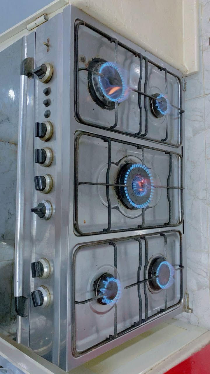 غراض بيت نضيفة للبيع 
للاستفسار فقط على هذا الرقم ***********
