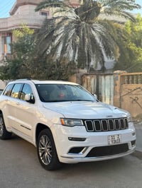 كراند شيروكي • v8 • موديل ٢٠١٧