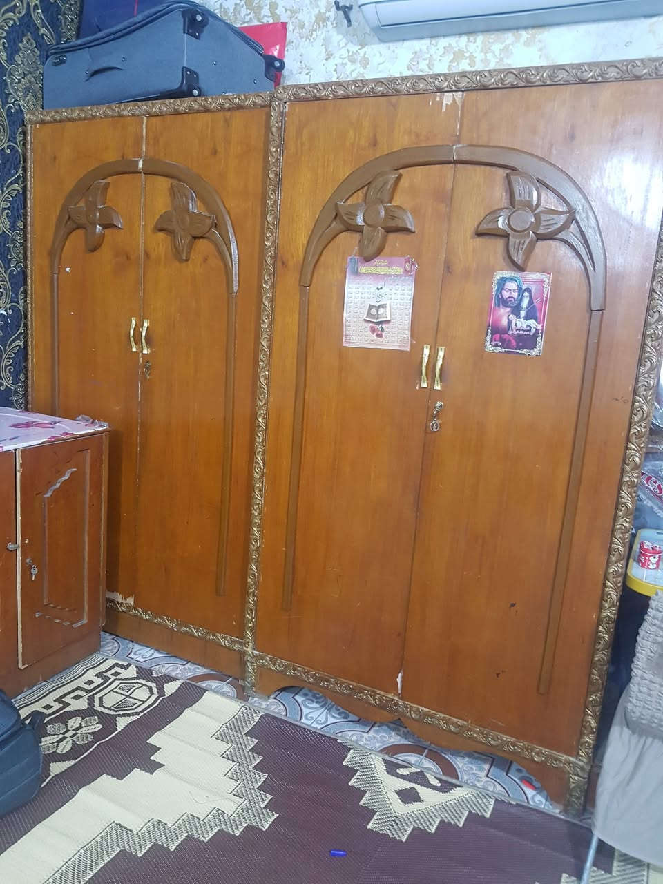 سلام عليكم كنتورين وبوفية للبيع ب300 الف وبيهن مجال مكاني بغداد جديده


**إذا كنت صاحب هذا الإعلان وتريد حذفه لأي سبب، رجاءا أرسل رسالة إلى الدعم الفني**