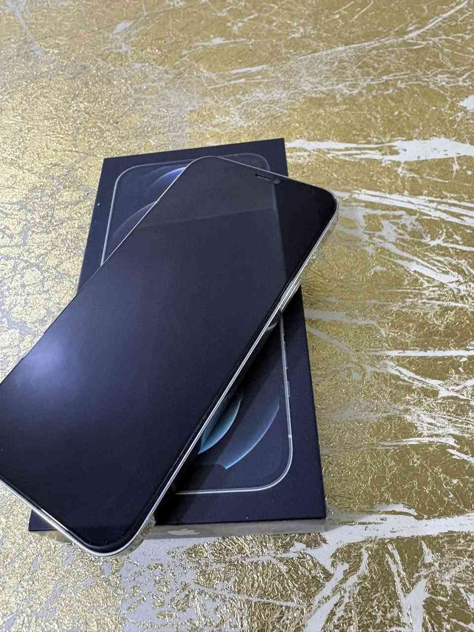 السلام عليكم
* ايفون 📲 12 برو ماكس

* لون ابيض 

* بطاريه🔋 100

* ذاكره 256 

* نموذج m 

*مبدل بطارية 

* السعر/ 500 الف  

* العنوان/ بغداد شارع فلسطين 

* للتوصل / ***********
