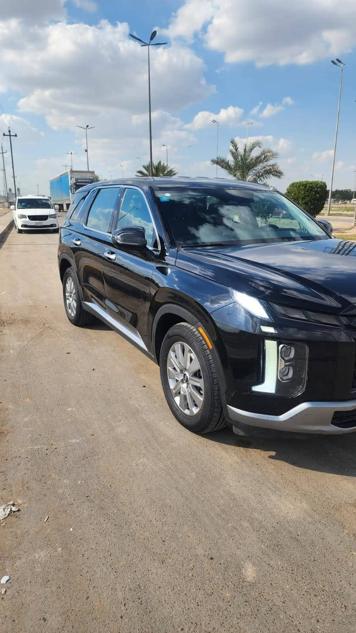 السلام عليكم 
فخر الصناعة الكوريه 
هيونداي بليسايد موديل 2023 وارد أمريكي الضرر خفيف البجم كبس البجم مكفول بدون اي ضربه 
السياره اني مستوردة ومصلحه
والباب نفسيته تصلح وصور التصليح في المنشور وتصليح درجه أولى 
مواصفات 
1 محرك 6 سلندر 3800
2 عدد الركاب 7 راكب
3 تبريد 3 قطع
4 رادار أمامي + رادار خلفي
حساسات اماميه خلفيه 
5 اشاير بل مري + رادار تنبيه بل مري
6 قياده ذاتيه +تحديد مسار + مثبت سرعه
7 ماشيه 48600 
بعد بيه هواي مواصفات 
السياره رقم بغداد تحويل ثاني يوم 
عنوان السياره بغداد الجديدة الأمين 
السعر 310 ورقه وبيه مجال 
***********
***********
متوفر واتساب واتصال
