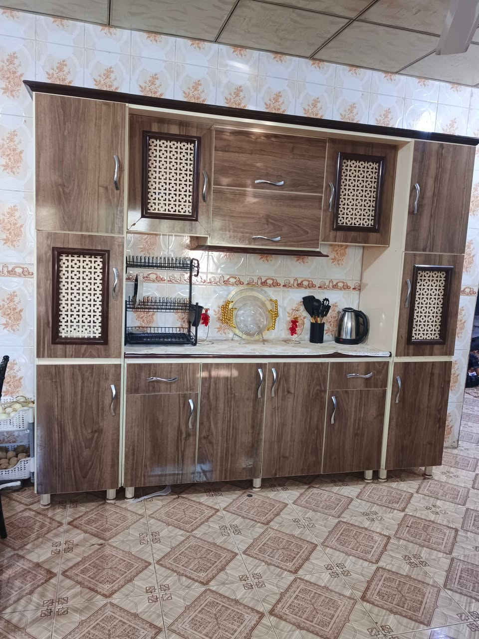 كاونتر خشب ممتاز للبيع اي عيب مابي يتفصخ مع كاونتر سنك  مرمره


**إذا كنت صاحب هذا الإعلان وتريد حذفه لأي سبب، رجاءا أرسل رسالة إلى الدعم الفني**