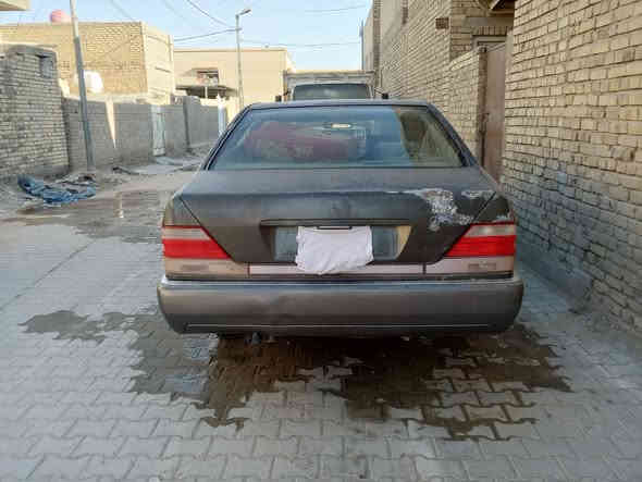 سلام عليكم مارسدس شبح موديل 1995 باب طويل كير ومحرك نضيفه كلش حداديه جديد تخم تاير جديد رقم سياره كربلاء سنويه مجدده ال 2029سياره مصبوغه عام محورهVVTi داخله طيك غرفه جديده كامله سعره 75وبيه مجال استفسار ***********عنوان سياره الديوانية البدير مراوس والبيع  وشكرا لكم جميعا
