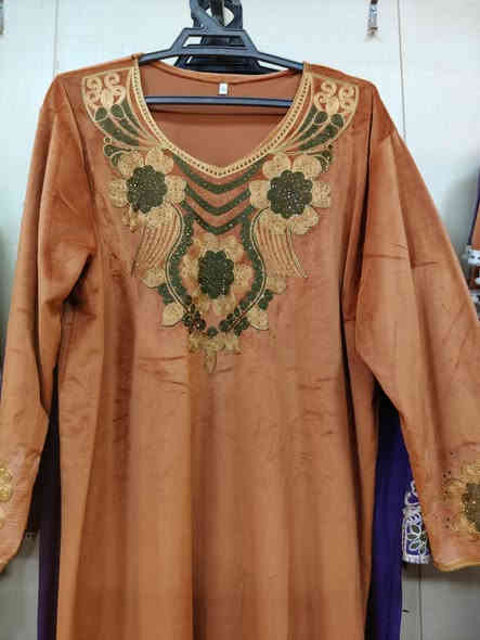 #كوزمتك_غماس_يوفر_ايضاً_سوتات_شلحات_دشاديش_جميعها_بالوانه_الحلوه_الحجز_والاستفسار_***********📞🚕
عنوان_الديوانية _قضاء _غماس_شارع _الروضه وكل الهلا ✨💋
