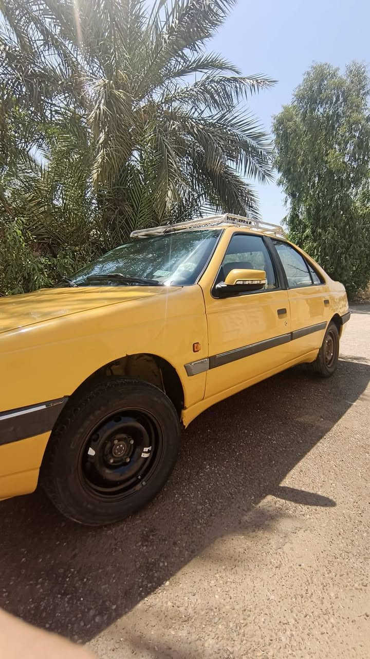 سلام عليكم بيجو اكد ٢٠١٦ للبيع سيارة مثل ماموضح بالصورة خير من الله كير محرك نظيف سيارة جاهزة  مكاني بغداد تقاطع النهروان غير متواجد بالفيس السعر ٣٨ للاتصال ***********
