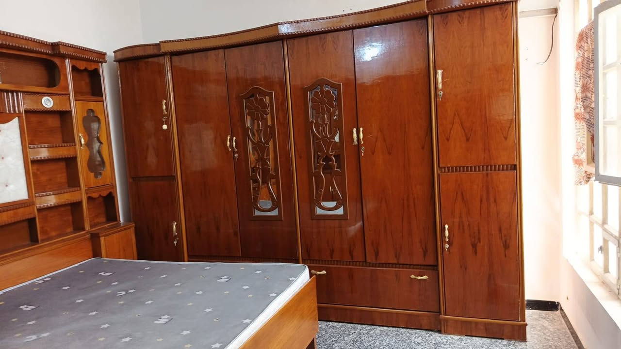 مكلف بالنشر غرفه نوم صاج حطاطه داخل وخارج نظافه ٩٠ بالمئة الغرفه نوع هودج العالي بكافة ملحقاته صوميه مناميه حطاطه والصور والفيديو خير برهان
السعر المطلوب ٩٠٠ الف
موجوده بالمزاد
للاستفسار
***********
***********
***********
العنوان الانبار الفلوجه حي الجغيفي الثانيه شارع الضغط العالي (شارع ملعب النجمة الرياضي)
من تتعده العلوه تحسب رابع فرع عل اليسار مثبت لافته براس الفرع
مكلف بالنشر غرفه نوم صاج حطاطه داخل وخارج نظافه ٩٠ بالمئة الغرفه نوع هودج العالي بكافة ملحقاته صوميه مناميه حطاطه والصور والفيديو خير برهان
