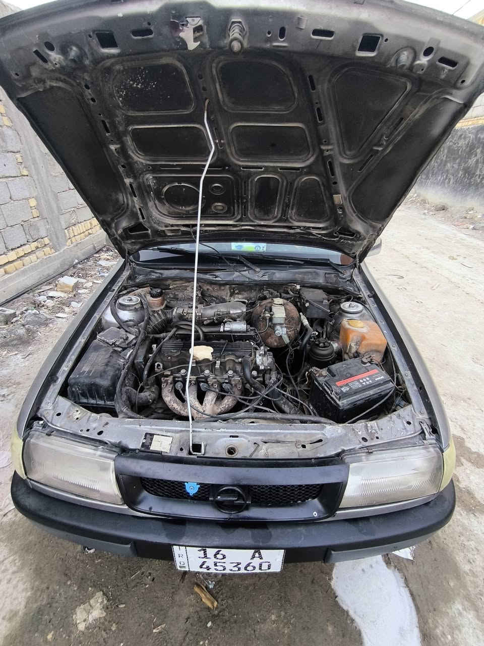 السلام عليكم سياره للبيع سياره كلها جديد مدير 189 ماكينه بخر لا تنقص ماكينه جير مقفولات رقم انجليزي كربلاء تحويل ثاني يوم ضربه بالشنطه مو عيب شرعي طقه خفيفه سياره جاهزه نت واير جدد كهربائيات كلها شغاله السعر35 مكانه ناصريه مركز الرقم***********💫🌹
