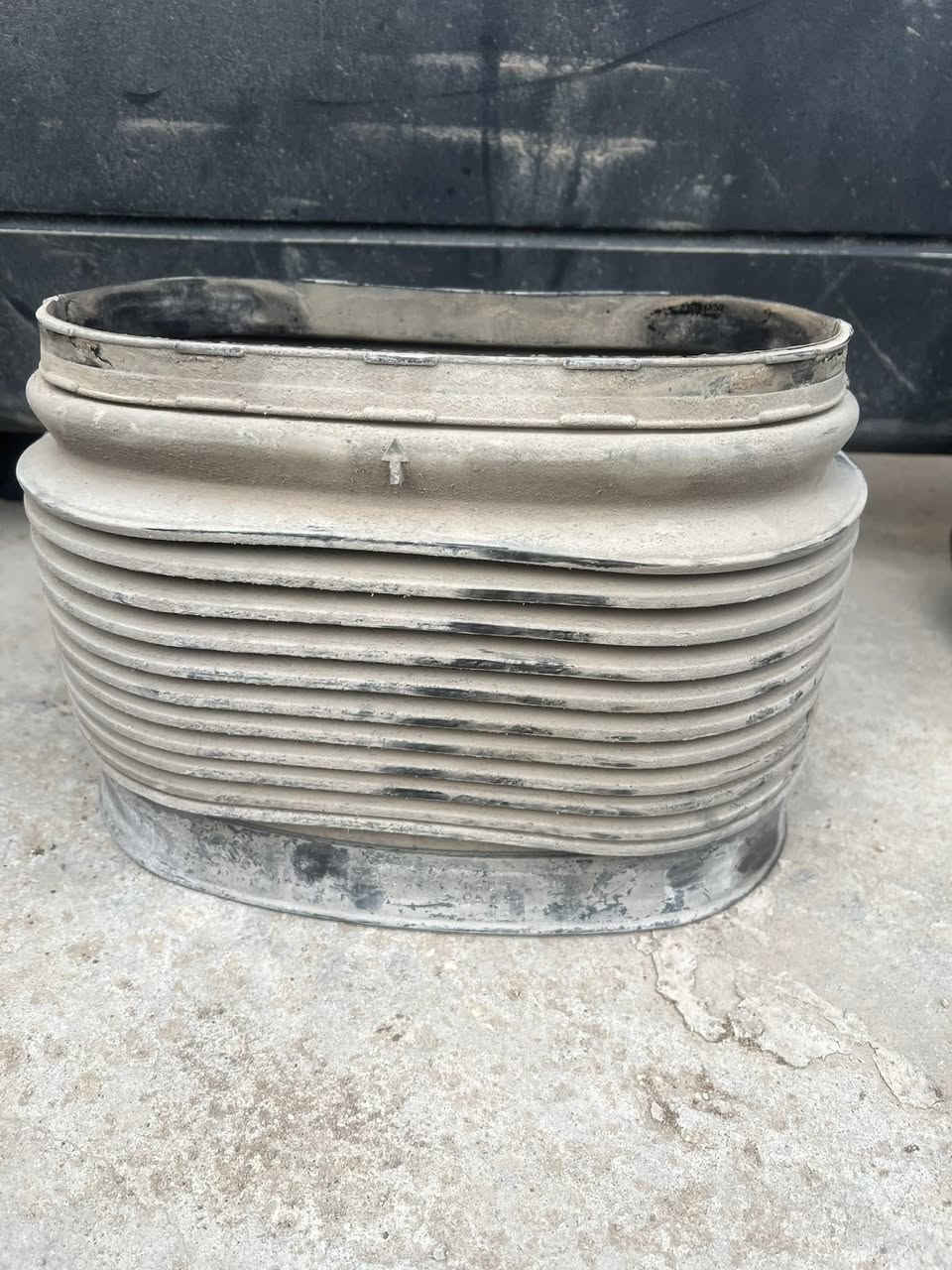 للبيع شوته اكتروز شمعه 8Vسلندر كامله مكمله هيه وتفرعاته 
التحيه والقواعد كله كامله 
مكانه بغداد الحريه 
سعر ٢٢٥وبيه مجال
رقمي ***********
