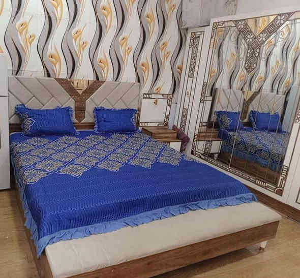 🔴غرفه للبيع مكونه من ١٠ قطع جديده مستخدمه ٧ اشهر فقط ✅ 
 
🔴 اخذتها بمليونين اريدها بمليون  وبيها مجال .......

🟡 كل خلل مابيها بس اريد اسافر ومااحتاجها بعد 

🔴 عنواني بغداد 

🔵 الاتصال على هذا الرقم 
‏‪***********‬‏
