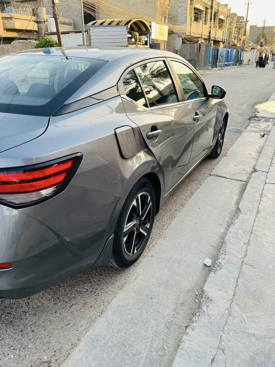 للبيع نيسان سنترا   ماشية 14 الف  2024   محرك 2000دخول جديد  مرقم كامل باسمي تحويل ثاني يوم رقم اربيل هزة وفحص جديد   سيارة جديدة بمعنى الكلمة  حادثها  جاملغ ايرباك برده    وبل عراق انطغت عندي موضح بل صوره مواصفاتsv مكاني الزعفرانيه  138 رقمي***********
