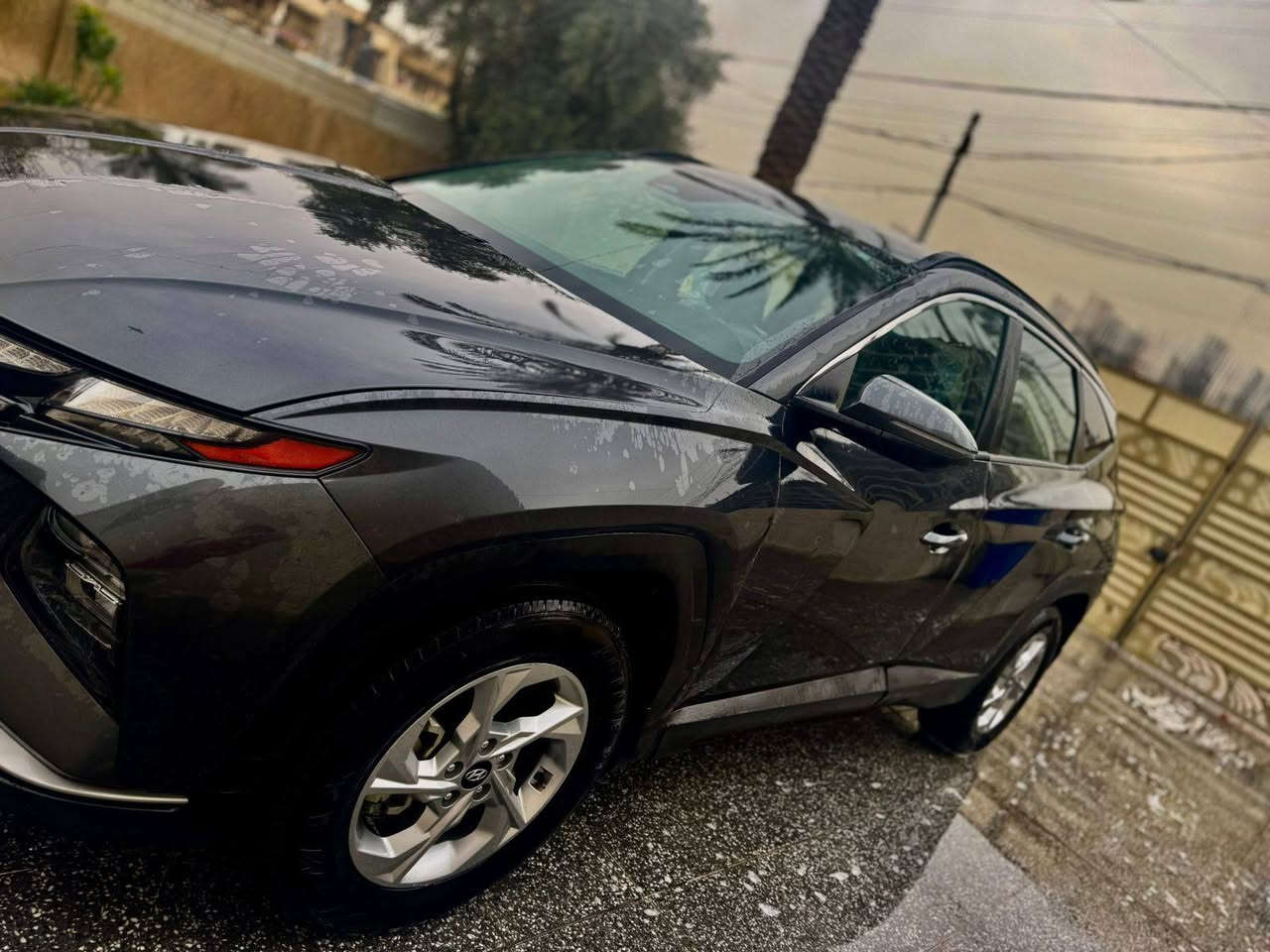 للبيع توسان موديل ٢٠٢٣ وارد امريكي حادث جانبي باب السايق وحافه الجاملغ السياره فول عدا البانوراما
١. بصمه 
٢. ⁠سايد بريك دكمه 
٣. ⁠جنطه كهرباء ⚡️ 
٤. ⁠تشغيل عن بعد 
٥. ⁠اوتو هولد 
٦. ⁠شاحن واير ليس 
٧. ⁠فول رادارات جانبي وامامي 
مكانها الغزاليه للاتصال ‭٠٧٧١ ٤٤٠ ٥٥٣١‬
السعر ١٨٣ وبيها شي بسيط
