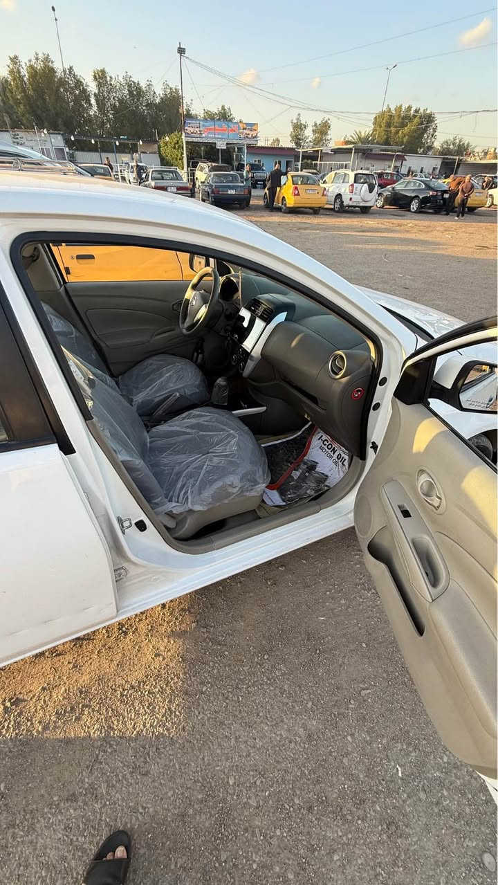 سني هندي 19 كير محرك تبريد تدفئة كفاله 

بدون حادث فقط بارد كم مكان 

رقم اربيل تحويل وكاله موجود 
شاشه 
اربعة جام كهرباء
قطعة تبريد ثانيه 

بغداد حي العامل 
*********** Colombo, Sri Lanka
