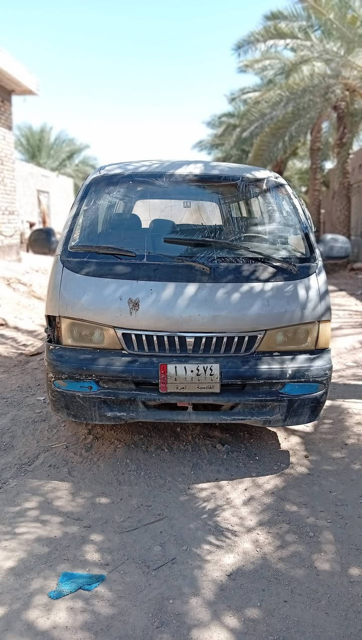 السلام عليكم كيه بريجو للبيع موديل 1996 شواصي جديده كير اكسن حداديه  المكان النجف الاشرف عباسيه للتواصل مع الراعي السياره ***********
