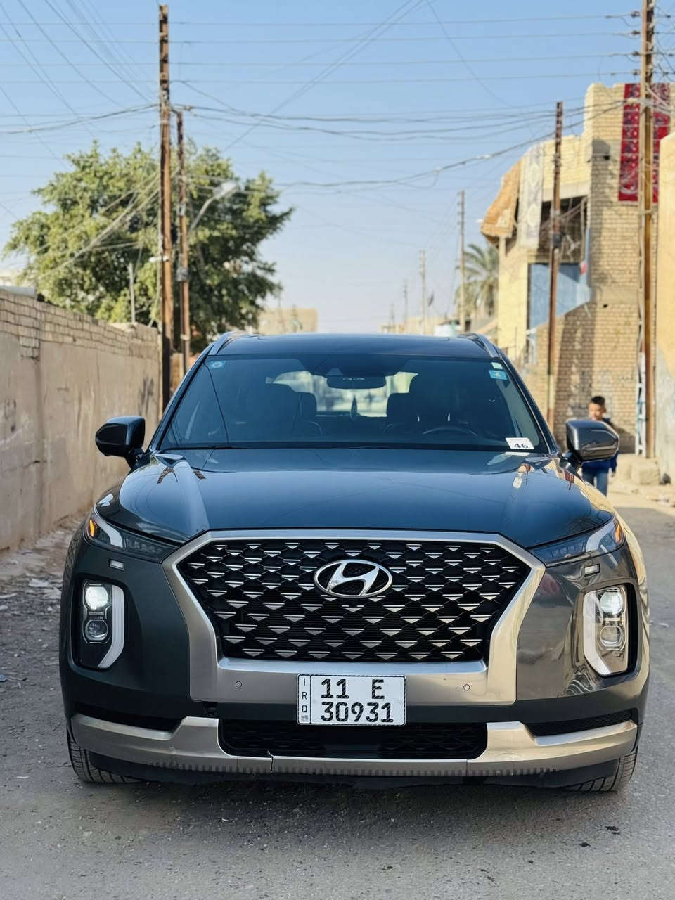 سلام عليكم
للبيع فقط هونداي بلسايد 2022 كلكرافي 

على وضع الشركه 
 ماشيه 38الف حقيقه
السياره الحادث قبق جنطه فقط مبدل وباقي مكفول   بدون دواخل بدون ايرباك   وراجع ابيع ع الفحص وين ميعجبك ما بيهه نقص دينار

رقم بغداد الجديدالدولي اسمي تحويل ثاني يوم 

المواصفات 1/1
مكينه 6 سلندر 3800
دبل فتحه خلفيه واماميه 
بصمه تشغيل + ابواب 
تشغيل عن بغد
كشن خزن ميموري 
شاشه عرض ( داتاشو )
٥ كامرات 360 درجه
رادارات 360 درجه 
حساسات امامي + خلفي 
جنطه كهرباء 
شفتات ستيرن 
كيجات الكتروني 
كشن منفصل vip
كشنات حار + بارد + تدفئه ستيرن 
كشنات كهرباء 
اوتو هولد 
تبريد منفصل 3 قطع 
بردات ابواب 
تبريد مركزي 
سايد بريك بصمه
قياده ذاتيه
5 انظمه قياده 
فور ويل htrach
شحن وايرليس 
سستم صوتharmen kardon
وباقي المواصفات المعروفه 
مكاني بغداد السعر 265بيه مجال قليل الشراي
***********
متوفر واتساب
