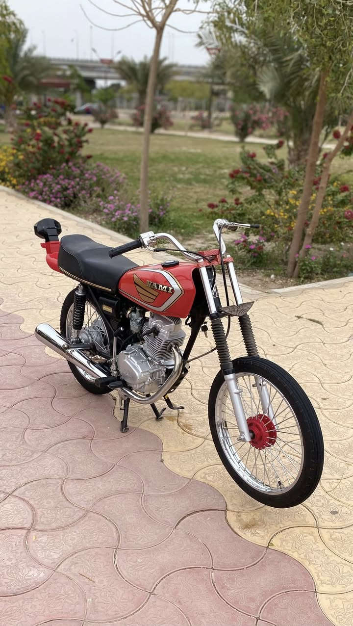 ݺ،السلام
ݺ،عليكم 

دراجه للبيع كير..؟                               
                                      (التعمير كله ٢٦)

 الدرجه اوراق ..؟                                               
                                  (شاصي موديل ٢٠)
وين مكانك..؟                                (نجف-
حي الجامعه)

تكدر تجيني لفلان مكان.؟.              (لا والله ححبيبي )

سعرها خااص ..؟

موجود خاص..؟         (يي ححبيبي)

لاطبلي خاص وتسئل كلشي دامك ݺ،


**إذا كنت صاحب هذا الإعلان وتريد حذفه لأي سبب، رجاءا أرسل رسالة إلى الدعم الفني**