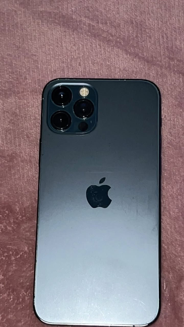 للبيع iPhone 12 Pro – 256GB – لون نيلي

الجهاز شغال تمام وما بي أي مشاكل بالنظام ✅
🔋 نسبة البطارية 90% (مبدّلة)
📱 الشاشة بلادي وبيها شخوط واضحة
📸 الكامرة الأمامية بيها تغويش و مبين بل تصوير
🔓 الفيس آيدي شغال طبيعي 100%
📦 بدون كرتون

📍 الموقع: بغداد – شارع فلسطين

💵 السعر: 220 ألف 

الرقم : ***********
