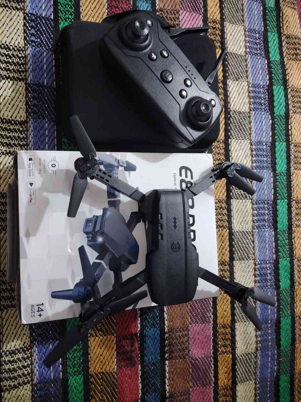 اسلام عليكم شباب عندي درونات جديد منوعه ابيع شلعه ٢٥ قطعه تفحص وتأخذ سعر القطعه ١٢ الف بغداد ***********
