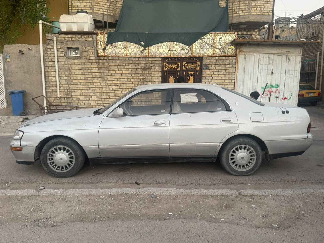 سلام عليكم عدي سياره لبيع بطه مكينه 3000 موديل 92 رقم بغداد تخم تأيرات السعر 43 وبيه مجال رقم ***********
