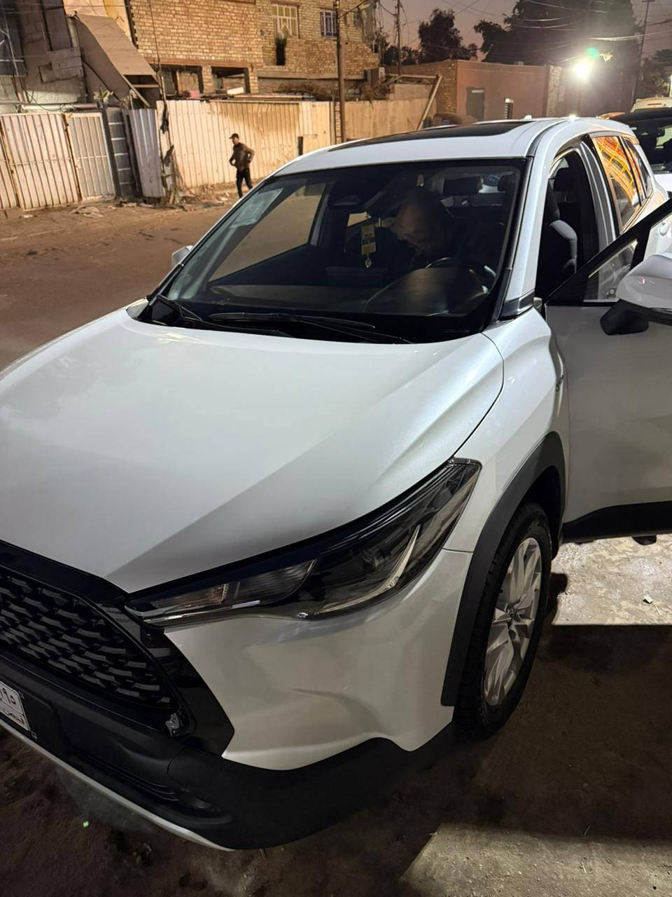 للبيع كورلا كروس موديل ٢٠٢٥
السيارة مواصفات عادية
فتحة 
كشنات مخمل 
بصمة
السيارة ماشية ٥٥٠٠
بعدهي ما ممرقة 
السعر ٢٦ مليون


**إذا كنت صاحب هذا الإعلان وتريد حذفه لأي سبب، رجاءا أرسل رسالة إلى الدعم الفني**